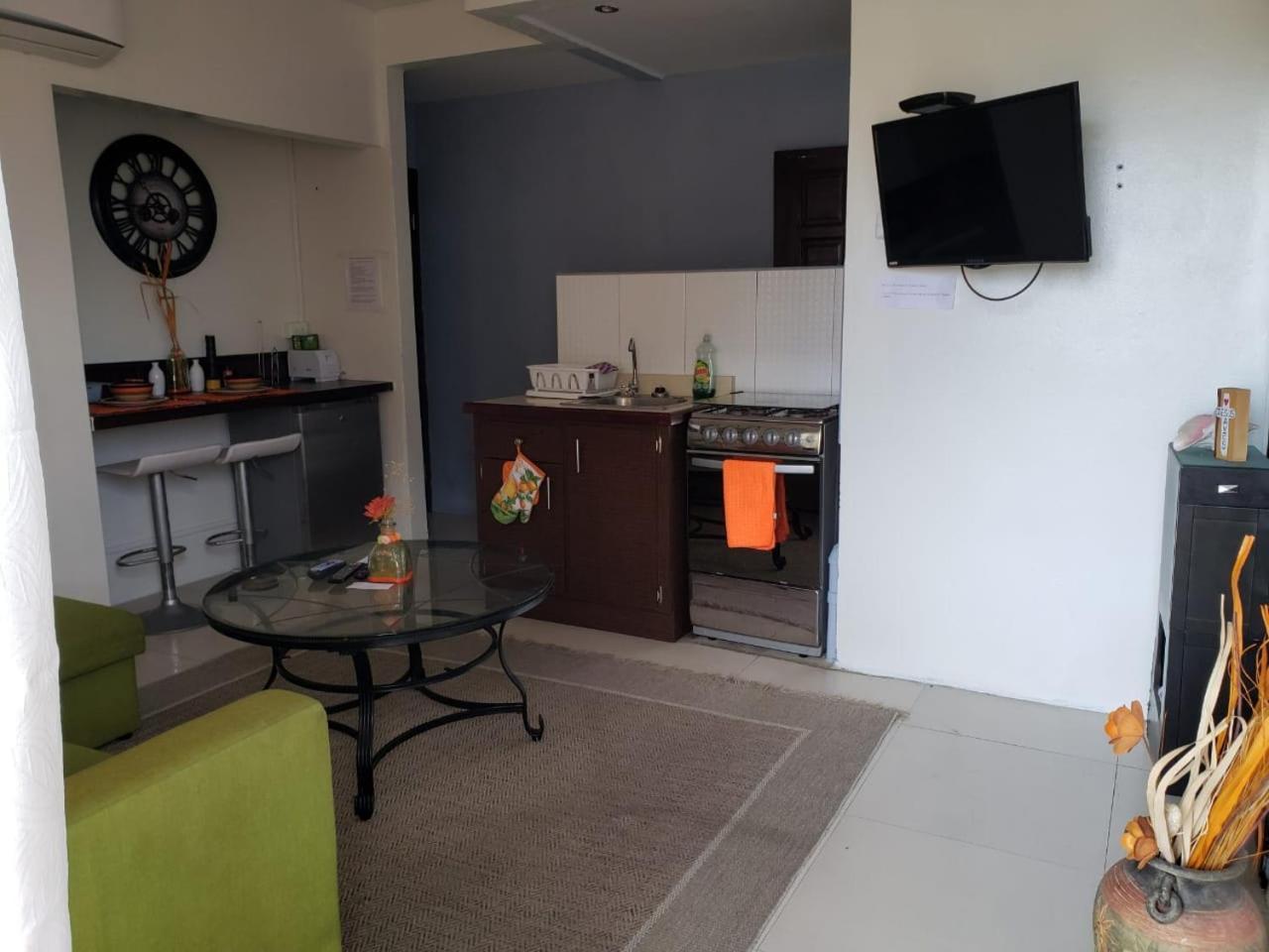 Db Tower Vacation Rental Belize City Zewnętrze zdjęcie